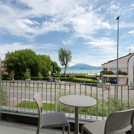 Arena Hotel Sirmione