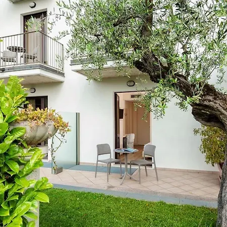 Arena 3* Sirmione