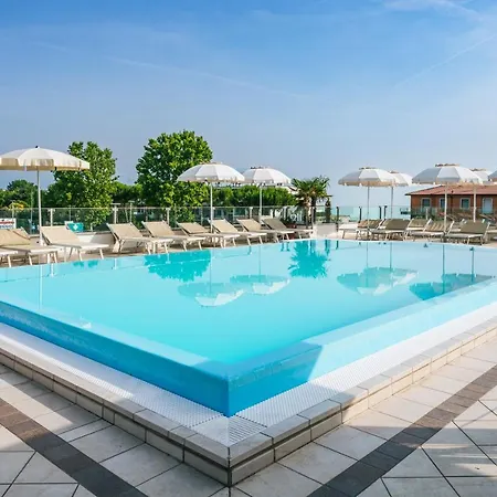 Arena Hotel Sirmione