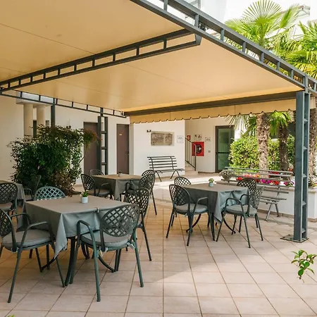 Arena Hotel